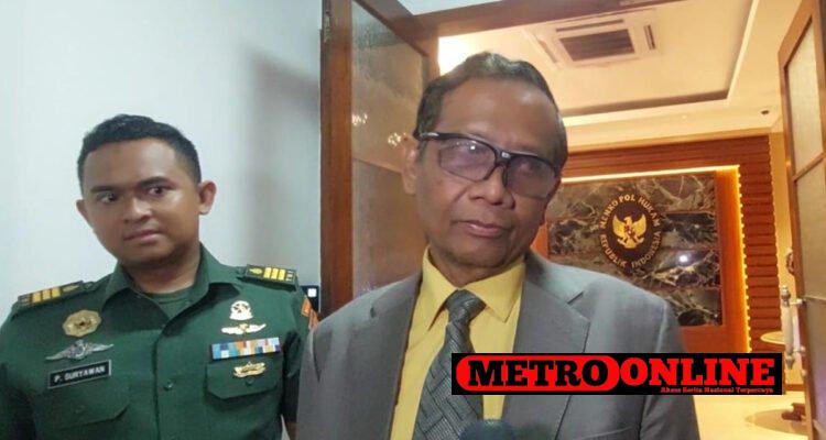 Usai Kalah di Pilpres 2024, Mahfud MD Akan Kembali Jadi https: img.okezone.com content 2024 04 28 337 3001750 usai-kalah-di-pilpres-2024-mahfud-md-akan-kembali-jadi-akademisi-hANIIDWUFz.jpg