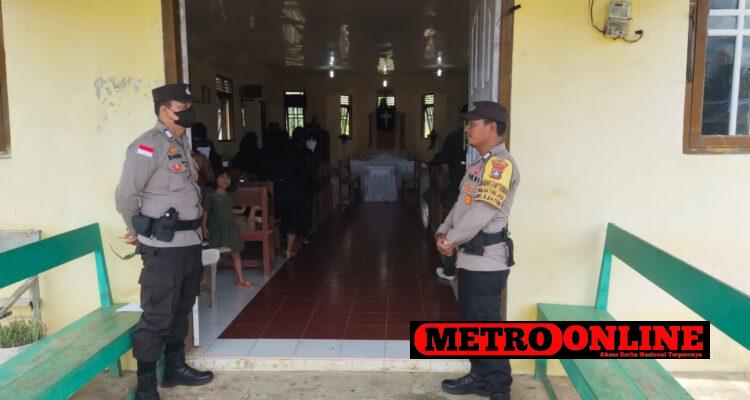 Beri Rasa Aman Polres Natuna Lakukan Pengamanan Ibadah Kenaikan Isa Beri Rasa Aman Polres Natuna Lakukan Pengamanan Ibadah Kenaikan Isa Al-Masih