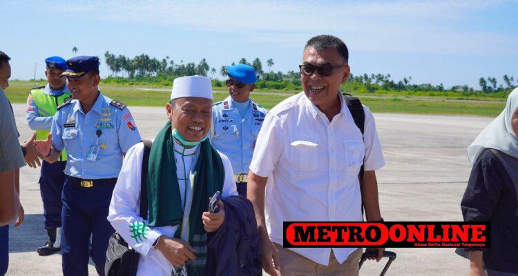 Untuk Kedua Kalinya Ustadz Das'ad Latif Hadir di Natuna Untuk Kedua Kalinya Ustadz Das'ad Latif Hadir di Natuna