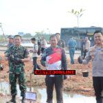 Jaga Kelestarian Alam, Polres Karimun Tanam 1150 Pohon dan Penyerahan Jaga Kelestarian Alam, Polres Karimun Tanam 1150 Pohon dan Penyerahan 2000 Bibit Ikan