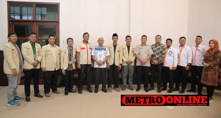 Bupati Terima Audiensi Pengurus Lazismu Kabupaten Asahan Bupati Terima Audiensi Pengurus Lazismu Kabupaten Asahan