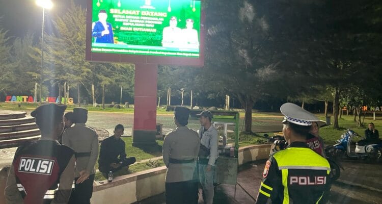 Tingkatkan Keamanan Polres Natuna Intensifkan Patroli Malam Jelang Idul Fitri Tingkatkan Keamanan Polres Natuna Intensifkan Patroli Malam Jelang Idul Fitri 1446 H