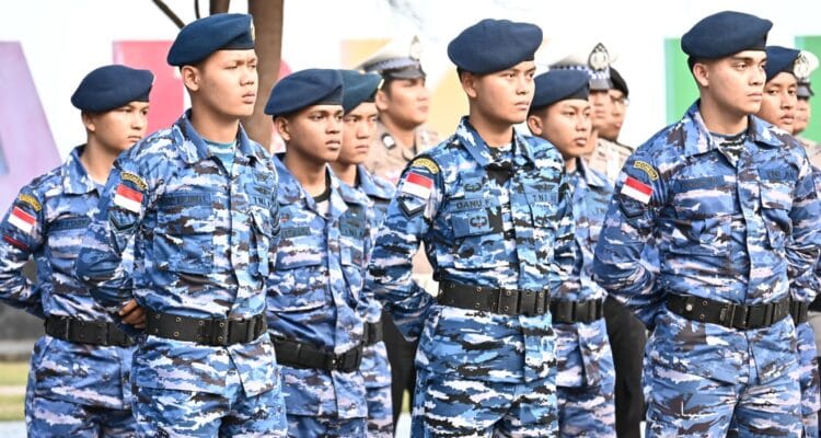 Personel Lanud Raden Sadjad Ikuti Apel Kesiapan dan Pengamanan Malam Personel Lanud Raden Sadjad Ikuti Apel Kesiapan dan Pengamanan Malam Takbir Idul Fitri 1446 H 2025 M di Natuna