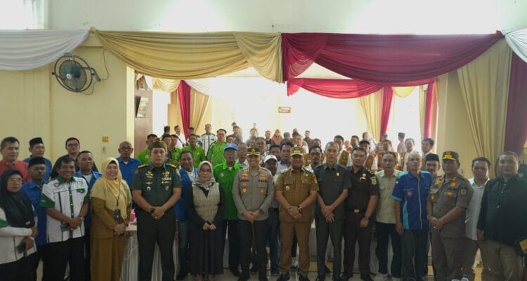 Sambut Peringatan Mayday, Pemkab Asahan Gelar Silaturahmi dengan Serikat Buruh Sambut Peringatan Mayday, Pemkab Asahan Gelar Silaturahmi dengan Serikat Buruh / Serikat Pekerja dan Perusahaan