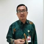 Gubernur Kepri di Rencanakan Akan Resmikan Listrik 24 jam di Gubernur Kepri di Rencanakan Akan Resmikan Listrik 24 jam di kecamatan Seluan dan Pulau Panjang