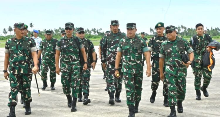Harmoni di Ujung Negeri: Sambutan Hangat Natuna untuk Pangdam I/BB Harmoni di Ujung Negeri: Sambutan Hangat Natuna untuk Pangdam I/BB