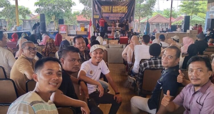 Perkuat Silaturahmi, Keluarga Besar PWI Asahan Ikuti Family Gathering di Perkuat Silaturahmi, Keluarga Besar PWI Asahan Ikuti Family Gathering di Central Park Zoo dan Resort Deli Serdang
