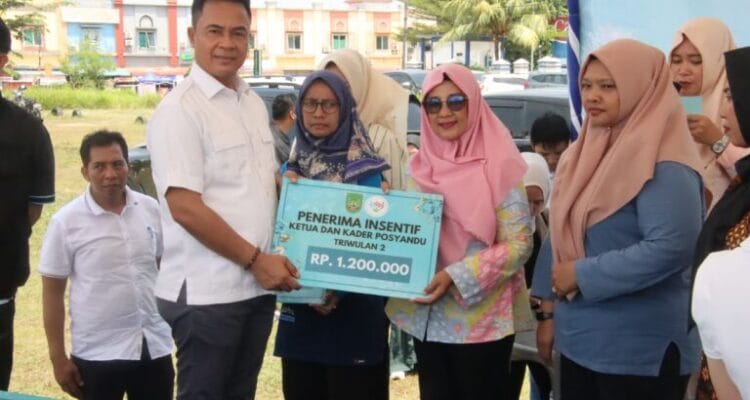 Solidaritas Kesehatan dari Akar Rumput: Apresiasi untuk Kader Posyandu Batam Solidaritas Kesehatan dari Akar Rumput: Apresiasi untuk Kader Posyandu Batam