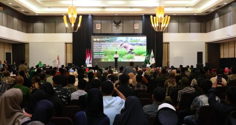 Hadir dalam Rakor Regional KAHMI, Nusron Wahid Sampaikan Orasi Kebangsaan