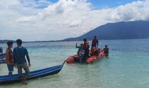 Di Balik Meriahnya Festival Pulau Senua, Tim SAR Natuna Siaga Di Balik Meriahnya Festival Pulau Senua, Tim SAR Natuna Siaga Penuh Demi Keselamatan