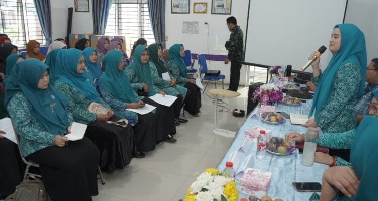 Tim Penggerak PKK Asahan Gelar Evaluasi Lomba IVA Test di Tim Penggerak PKK Asahan Gelar Evaluasi Lomba IVA Test di Kecamatan Aek Songsongan