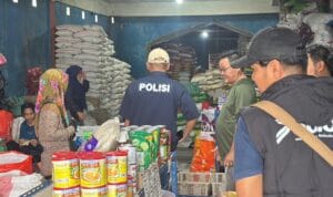 Menjaga Harga di Ujung Negeri Cerita Sidak Beras Polres Natuna Menjaga Harga di Ujung Negeri Cerita Sidak Beras Polres Natuna