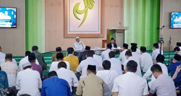 Dalam Pengajian Bulanan, Menteri ATR/BPN Tegaskan Pentingnya Menuntut Ilmu Agama