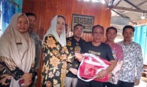 Dari Puing ke Pengharapan Langkah Bupati di Tanah Hangus Pian Dari Puing ke Pengharapan Langkah Bupati di Tanah Hangus Pian Tengah